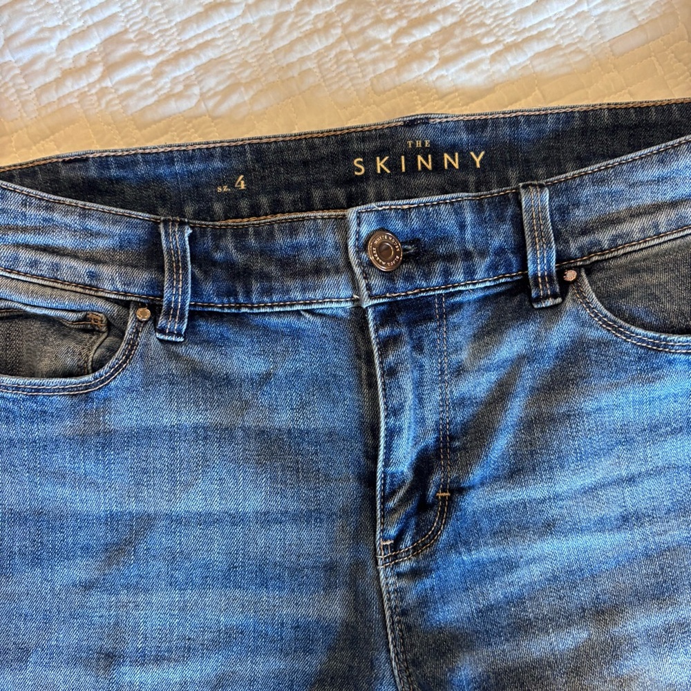 White House Black Market Blue Skinny Jeans Classic‎ Style